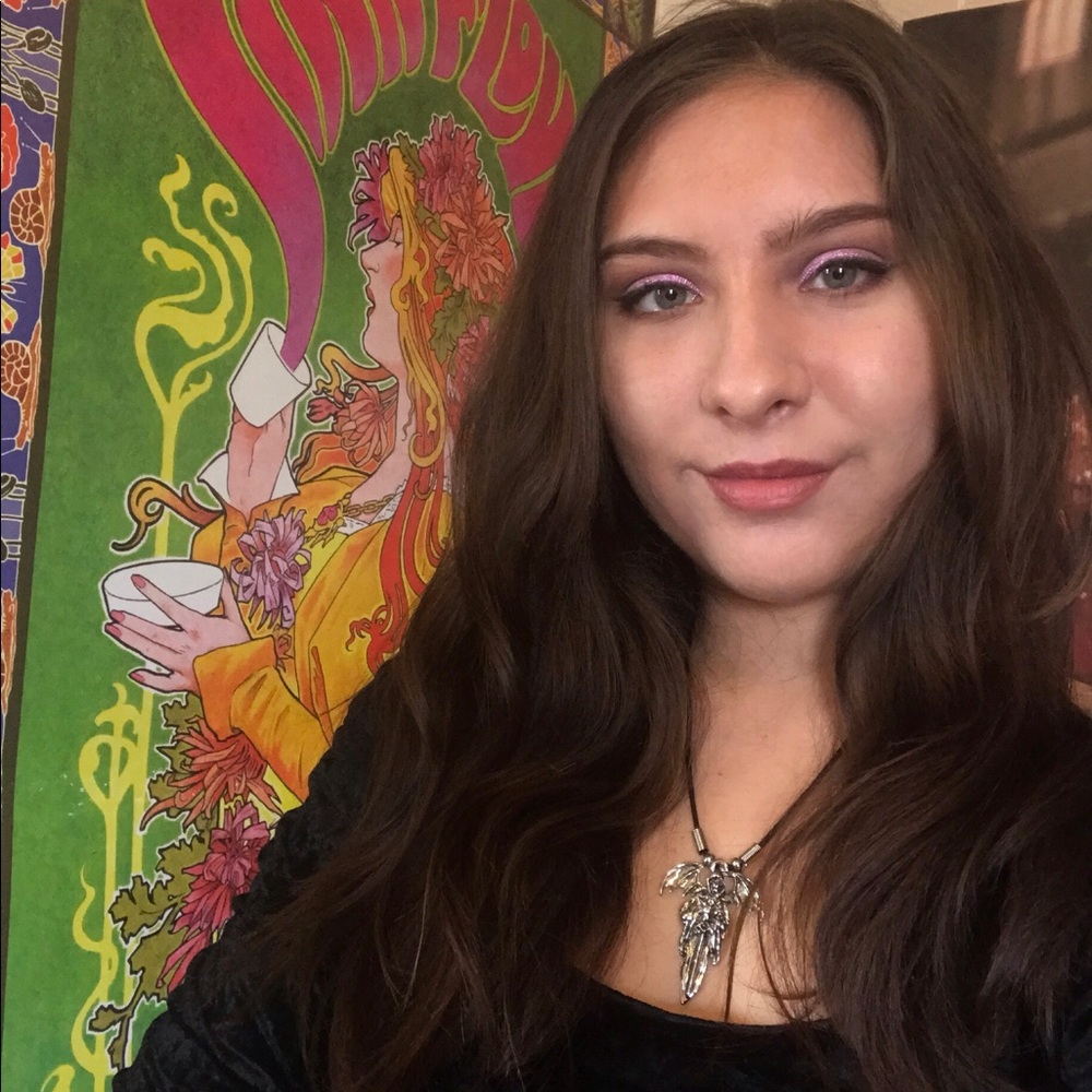 Meet your Posher, Veronica